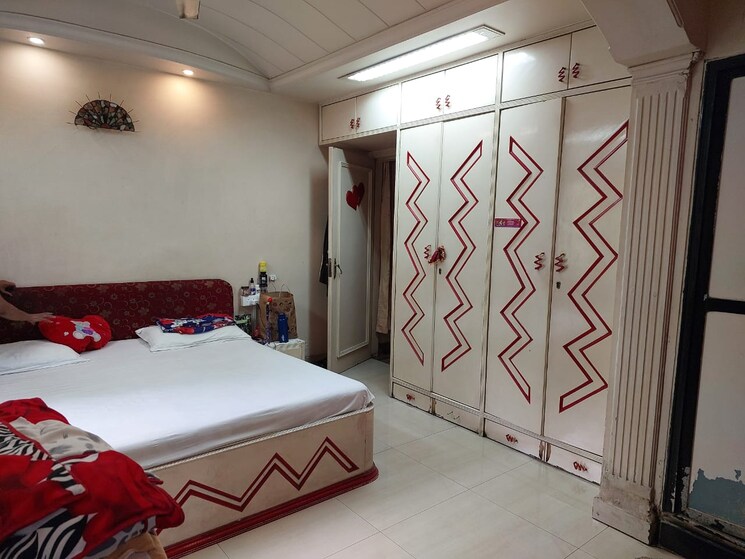 Bedroom, koregaon park Pg For Girls In Koregaon Park 9063111