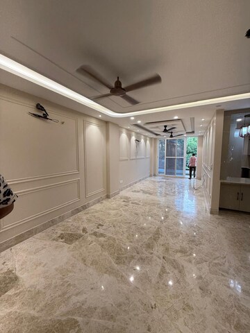 Living Room in 3 BHK Builder Floor at South Extension ii – for Sale