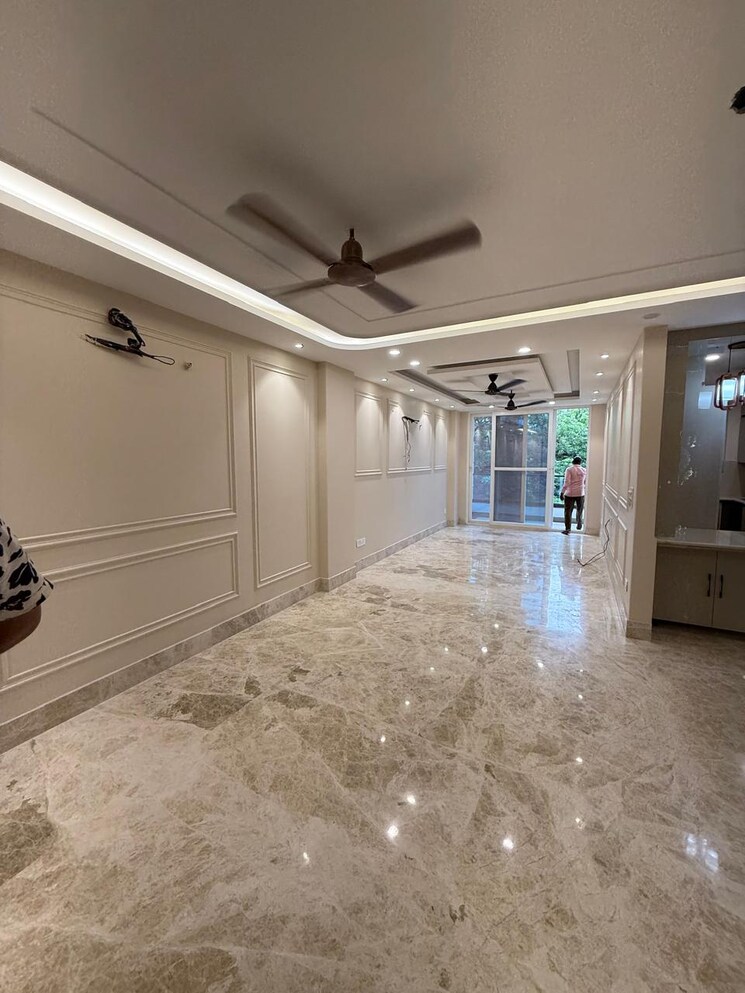 Living Room, south extension ii 3 Bedroom 1800 Sq.Ft. Builder Floor In South Extension ii Delhi 9063113