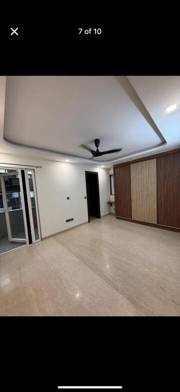 Room in 3 BHK Builder Floor at Kalkaji – for Rent