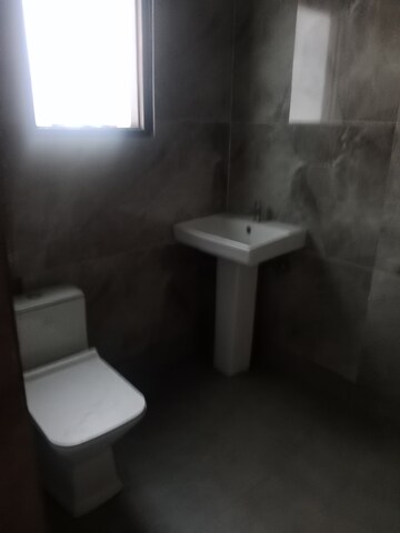 Bathroom in 2 BHK Builder Floor at Sector 25 – for Rent