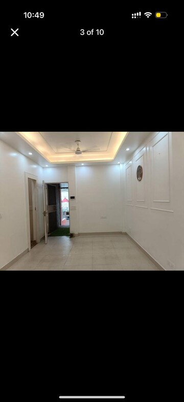 Living Room in 2 BHK Builder Floor at Chittaranjan Park – for Rent