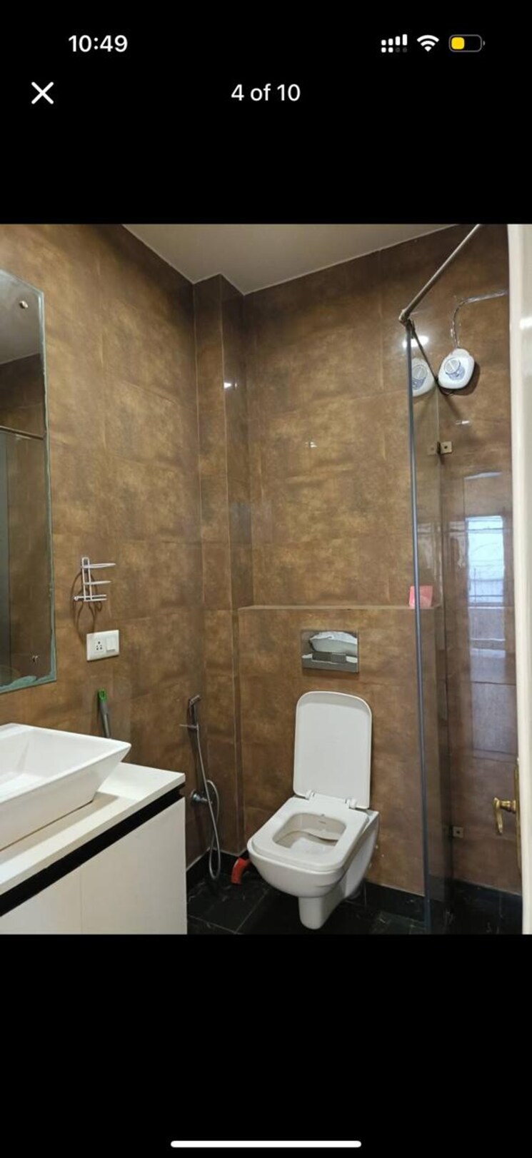 Bathroom, chittaranjan park 2 Bedroom 1300 Sq.Ft. Builder Floor In Chittaranjan Park Delhi 9063122
