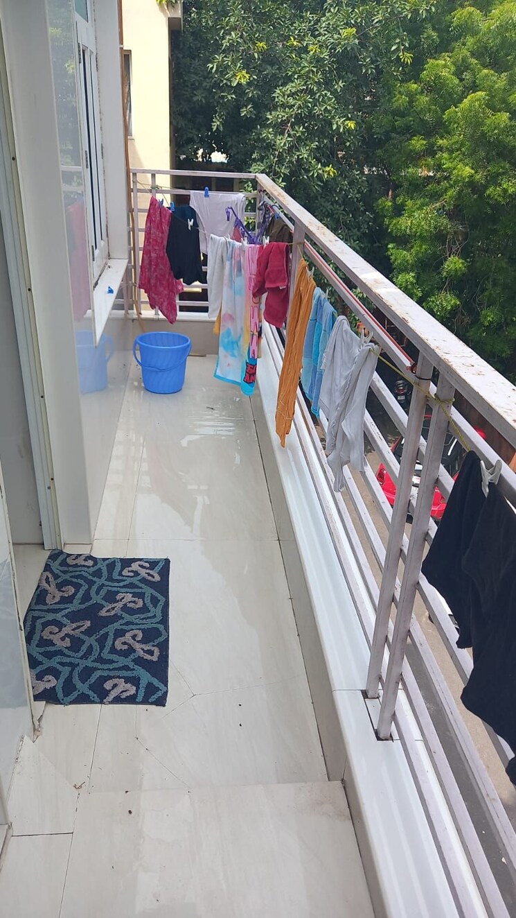 Balcony, rwa-kalkaji-dda-flats-l1-l2 3 Bedroom 1600 Sq.Ft. Apartment In Govindpuri Delhi 9063127