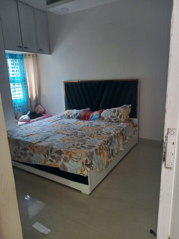 Bedroom in 3 BHK Apartment at RWA Kalkaji DDA Flats L1 & L2, Govindpuri – for Rent