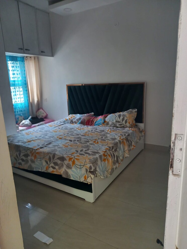 Bedroom, rwa-kalkaji-dda-flats-l1-l2 3 Bedroom 1600 Sq.Ft. Apartment In Govindpuri Delhi 9063127