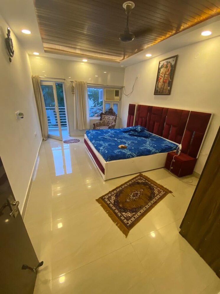 Bedroom, rwa-kalkaji-dda-flats-l1-l2 3 Bedroom 1600 Sq.Ft. Apartment In Govindpuri Delhi 9063127
