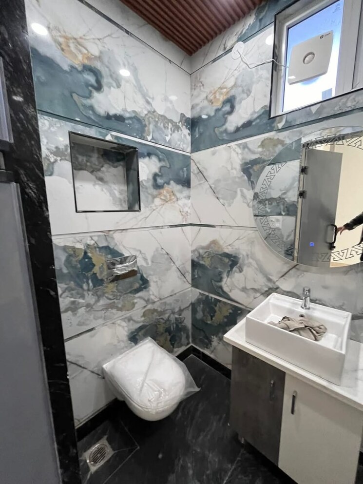 Team Area, lajpat nagar 4 2 Bedroom 900 Sq.Ft. Builder Floor In Lajpat Nagar 4 Delhi 9063124