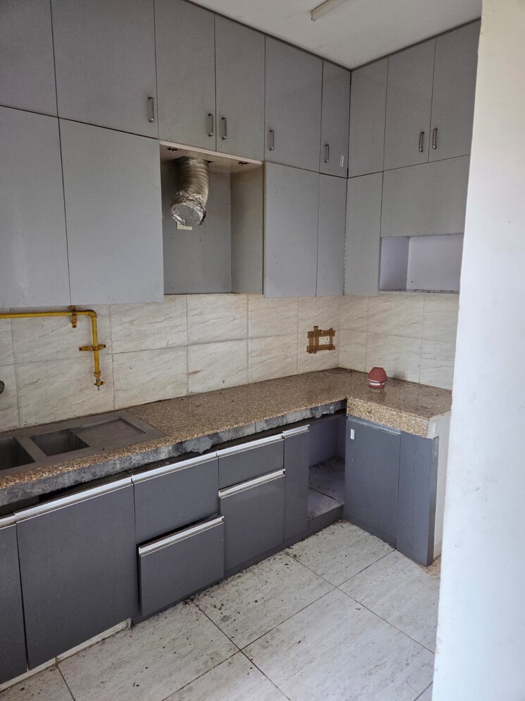 Kitchen, ajnara-ambrosia 2.5 Bedroom 1255 Sq.Mt. Apartment In Sector 118 Noida 9063155