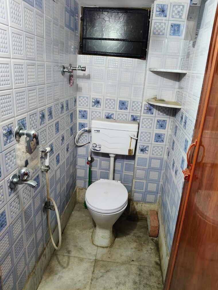 Bathroom, sodepur 1 Bedroom 520 Sq.Ft. Apartment In Sodepur Kolkata 9063160