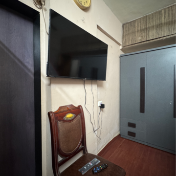 Room in 2 BHK Apartment at Gopal Bagh CHS, Sudam Wadi – for Rent