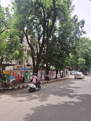  Showroom For Sale in Ghod Dhod Road