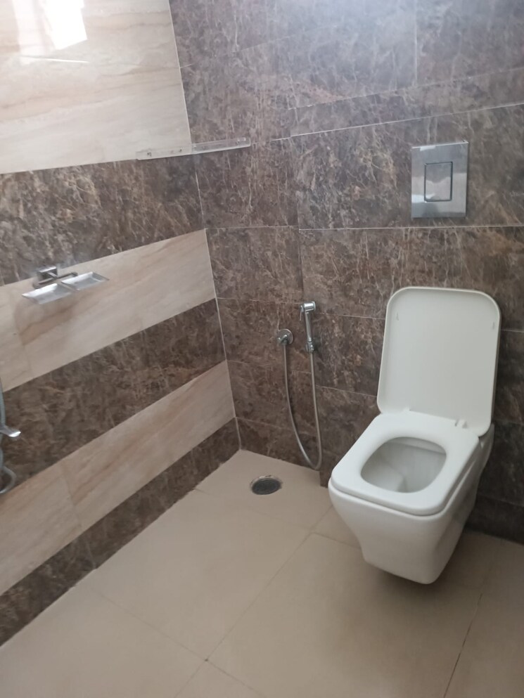 Bathroom, gachibowli 3 Bedroom 1690 Sq.Ft. Apartment In Gachibowli Hyderabad 9063198