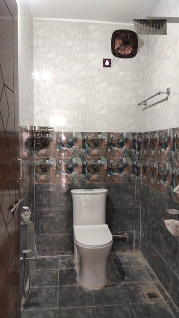 Bathroom in 2 BHK Penthouse at Begumpet – for Rent