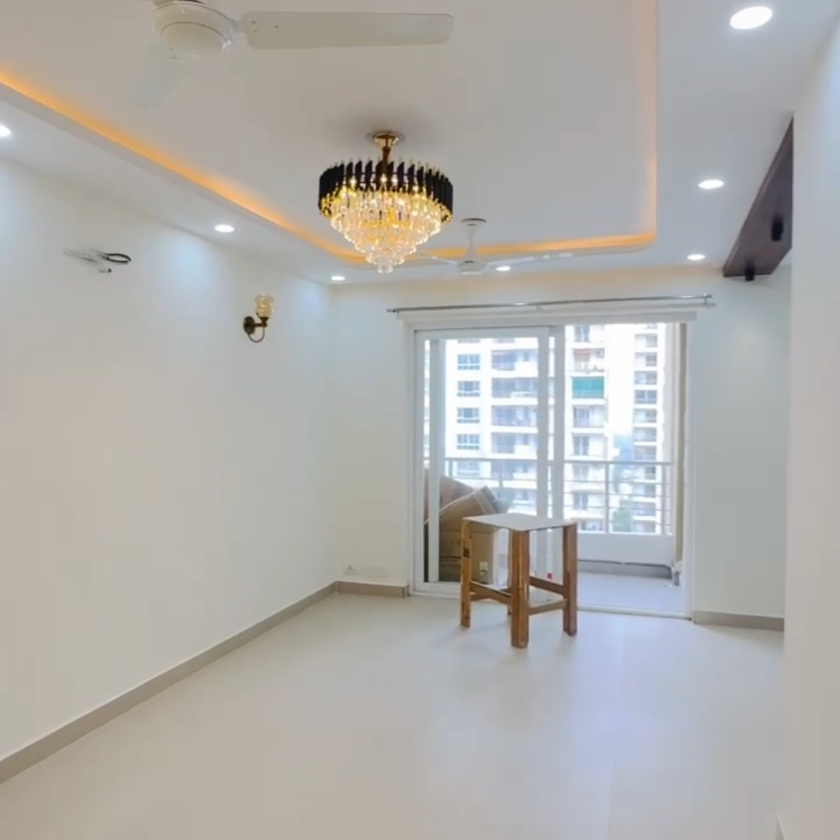 2.5 BHK + Pooja Room,Extra Room Apartment For Rent in 3C Lotus Boulevard