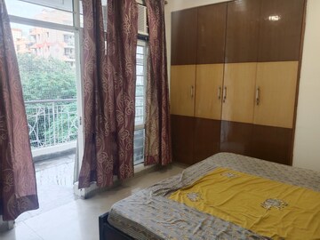 Master Bedroom in 4 BHK Apartment at Sector 21c – for Rent