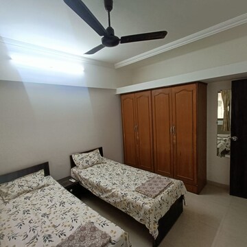 Bedroom in 3 BHK Apartment at Pratik CHS Andheri, Jeevan Nagar – for Rent