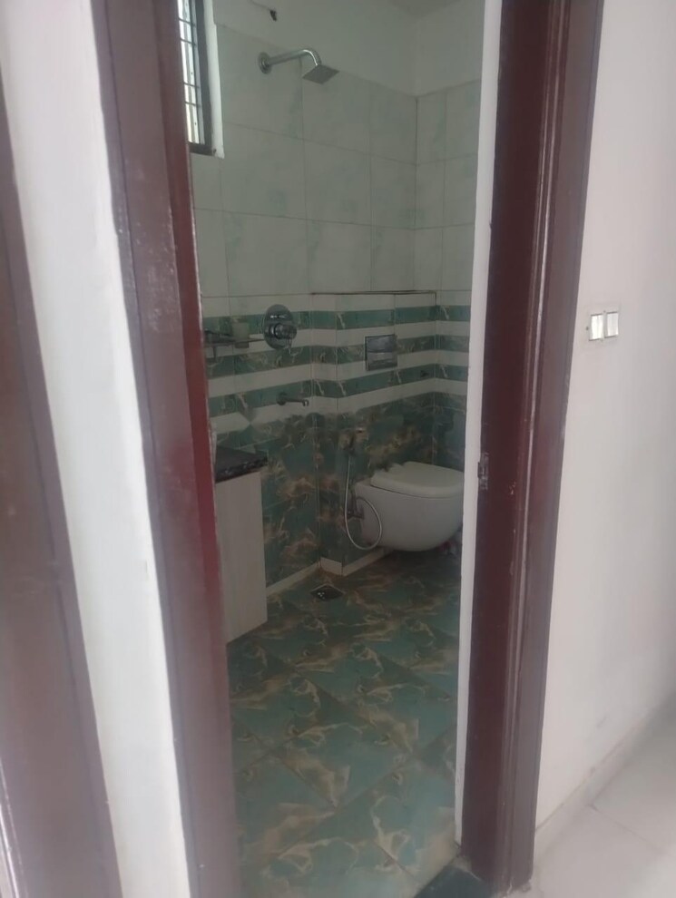 Balcony, shree-vardhman-mantra 2 Bedroom 804 Sq.Ft. Apartment In Sector 67 Gurgaon 9063301