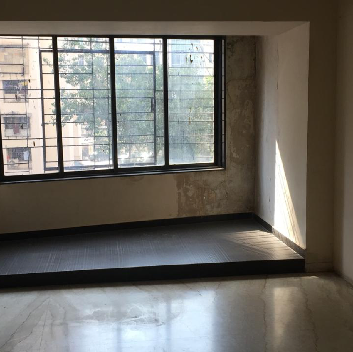 3 BHK 1200 Sq.Ft. Apartment in Dheeraj Gaurav Heights