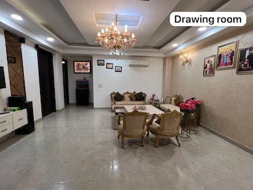 Parking in 4 BHK Builder Floor at Green Fields Colony – for Rent