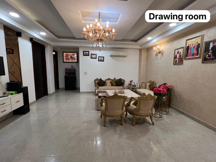  Parking, green fields colony 4 Bedroom 2250 Sq.Ft. Builder Floor In Green Fields Colony Faridabad 9063341