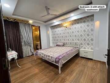 Bedroom in 4 BHK Builder Floor at Green Fields Colony – for Rent