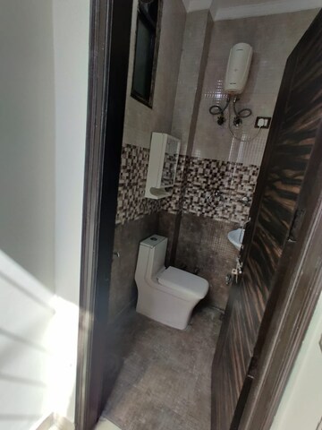 Bathroom in 1 BHK Builder Floor at Govindpuri – for Rent