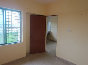 Room in 1 BHK Builder Floor at Shree Sai Swapna Nagari Phase IV, Chakan – for Sale