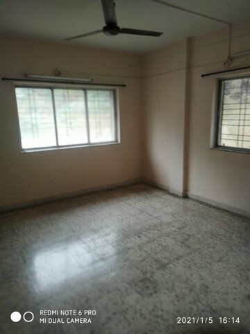 Bedroom in 2 BHK Apartment at Vanaz Corner, Kothrud – for Rent