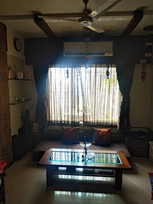 1 BHK Apartment For Sale in Lalani Valentine Apartment 1 Wing D, Malad East