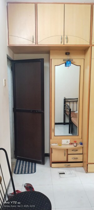 Furnished Amenities in 1 BHK Apartment at Suchidham Complex, Goregaon East – for Sale