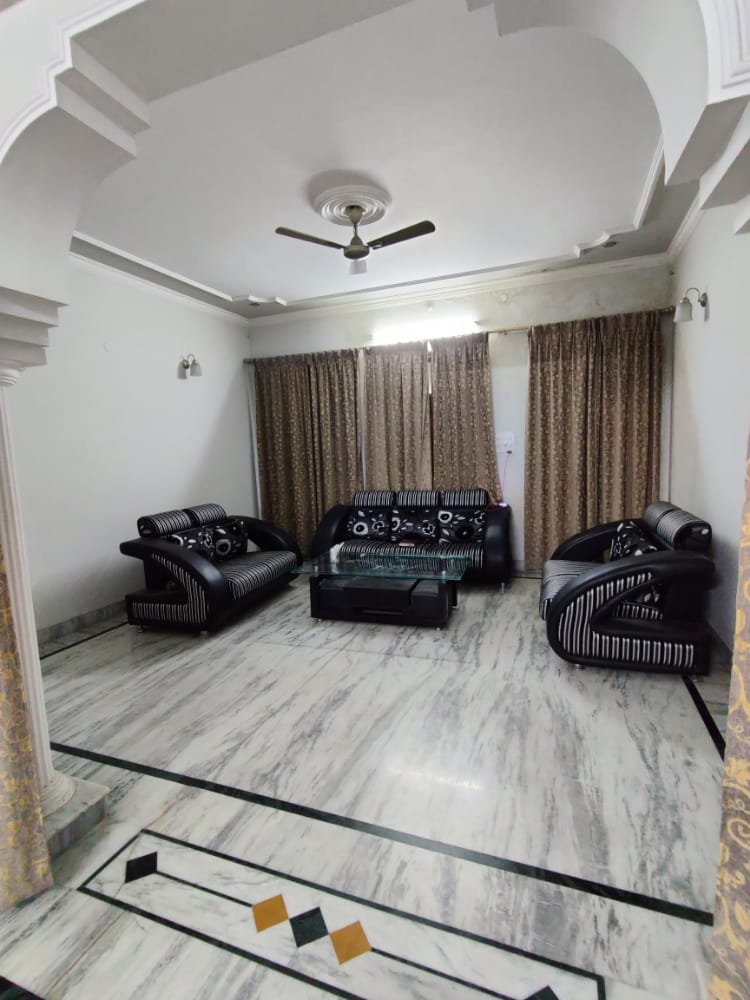 3 BHK Builder Floor For Sale in Pitampura Hosing 
