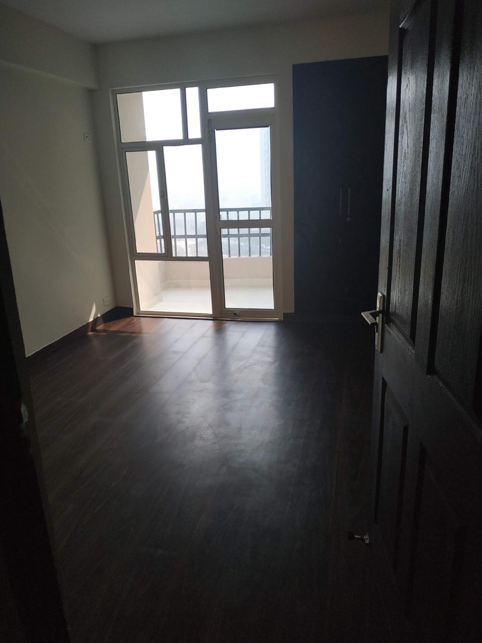 2 BHK 995 Sq.Ft. Apartment in Charms Castle