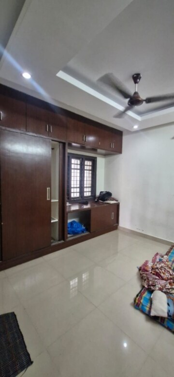 Living Room in 3 BHK Builder Floor at Kondapur – for Rent