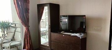 Room in 3 BHK Apartment at Adani Oyster Grande Phase 2, Sector 102 – for Rent