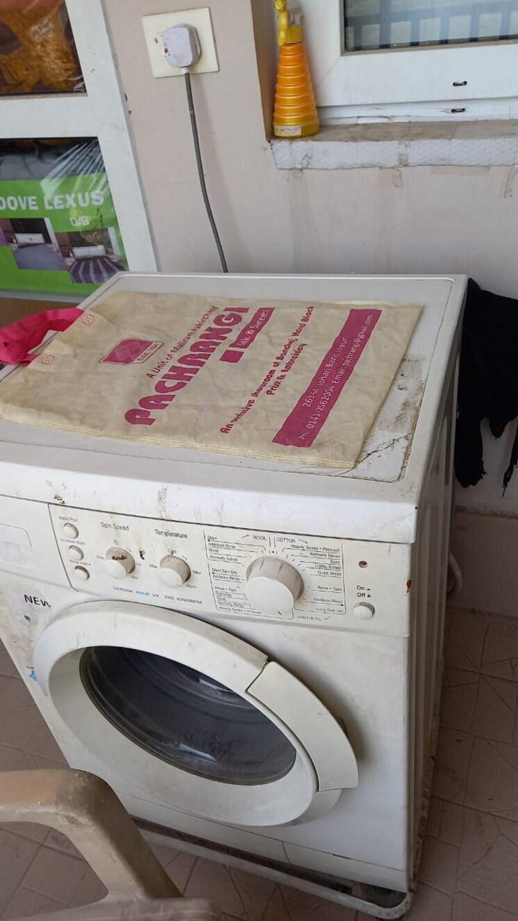 Team Area, adani-oyster-grande-phase-2 3 Bedroom 2598 Sq.Ft. Apartment In Sector 102 Gurgaon 9063487