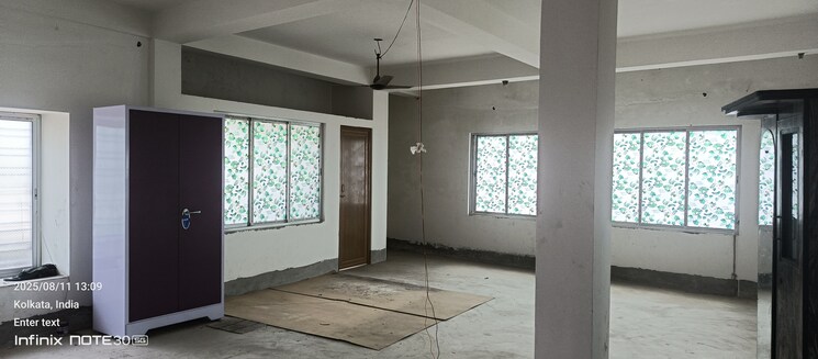 Room, boral Commercial Warehouse 13000 Sq.Ft. In Boral Kolkata 9063481