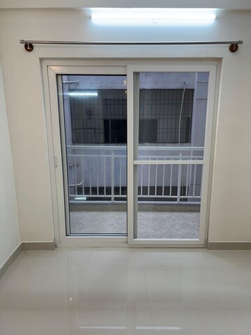 Room in 2 BHK Apartment at Mentsu Crescent, Thanisandra Main Road – for Rent