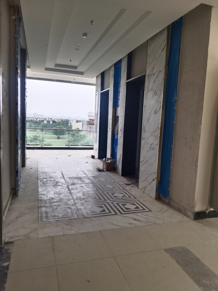 Room, aditya-family-hub Commercial Shop 227 Sq.Ft. In Sector 2 Wave City Ghaziabad 9063535