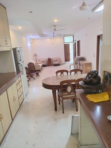 Living Room in 2 BHK Builder Floor at Nehru Enclave – for Rent