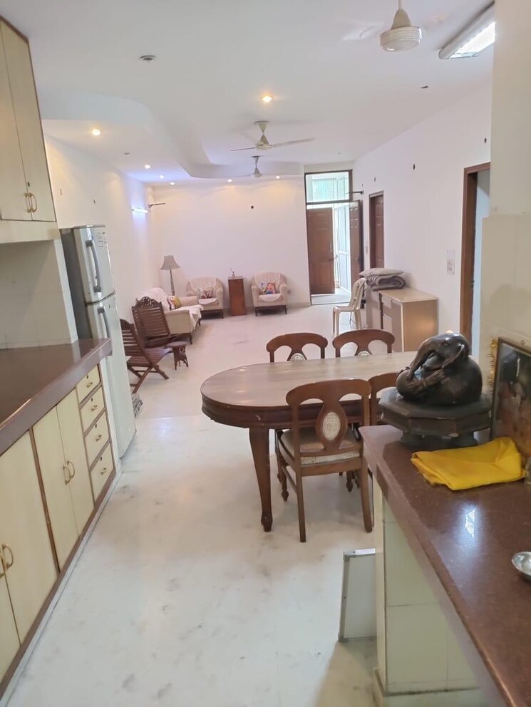 Living Room, nehru enclave 2 Bedroom 1800 Sq.Ft. Builder Floor In Nehru Enclave Delhi 9063555