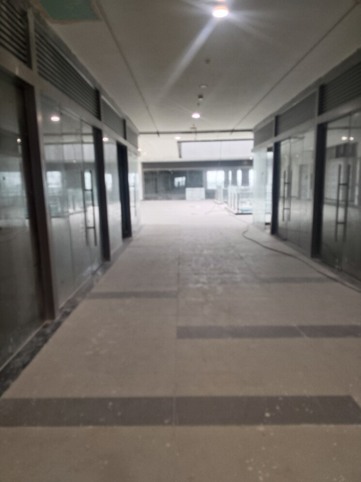  Parking, aditya-family-hub Commercial Office Space 350 Sq.Ft. In Sector 2 Wave City Ghaziabad 9063562