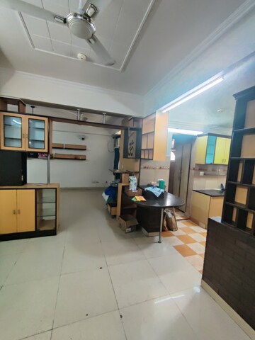 Kitchen in 3.5 BHK Apartment at Eldeco Apartments, Vaishali Sector 5 – for Rent