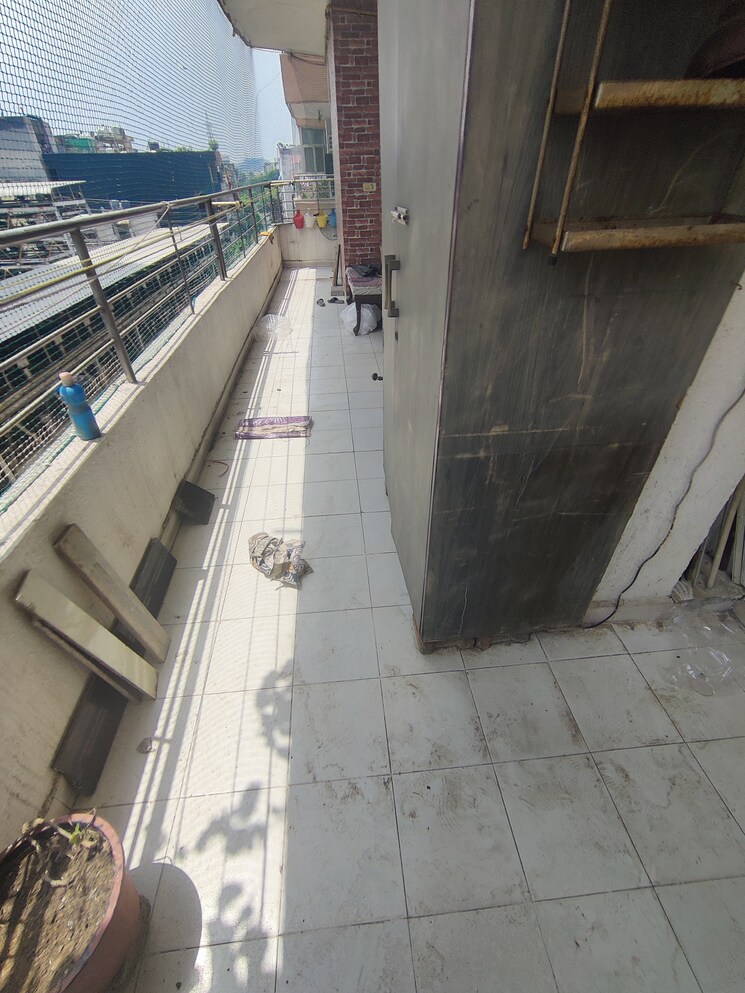 Balcony, eldeco-apartments 3.5 Bedroom 1850 Sq.Ft. Apartment In Vaishali Sector 5 Ghaziabad 9063598