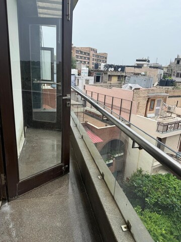 Balcony in 3 BHK Builder Floor at Nehru Enclave – for Rent