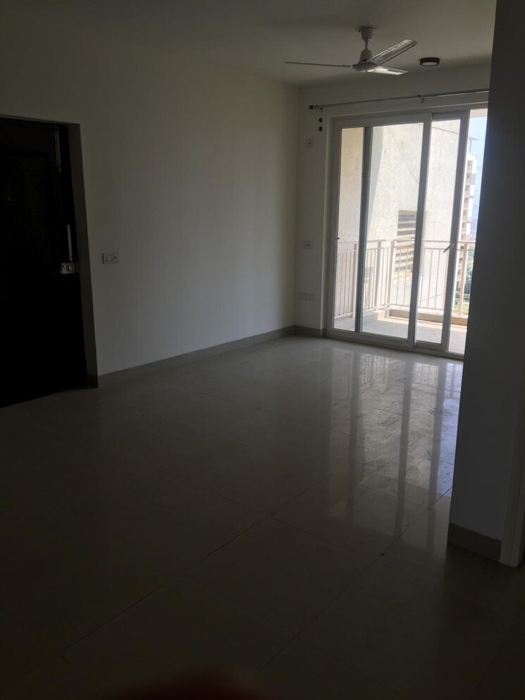 Room, emaar-gurgaon-greens 3 Bedroom 1650 Sq.Ft. Apartment In Sector 102 Gurgaon 9063571