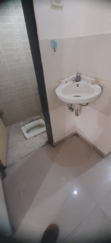Bathroom in 1 BHK Apartment at Kharadi – for Rent