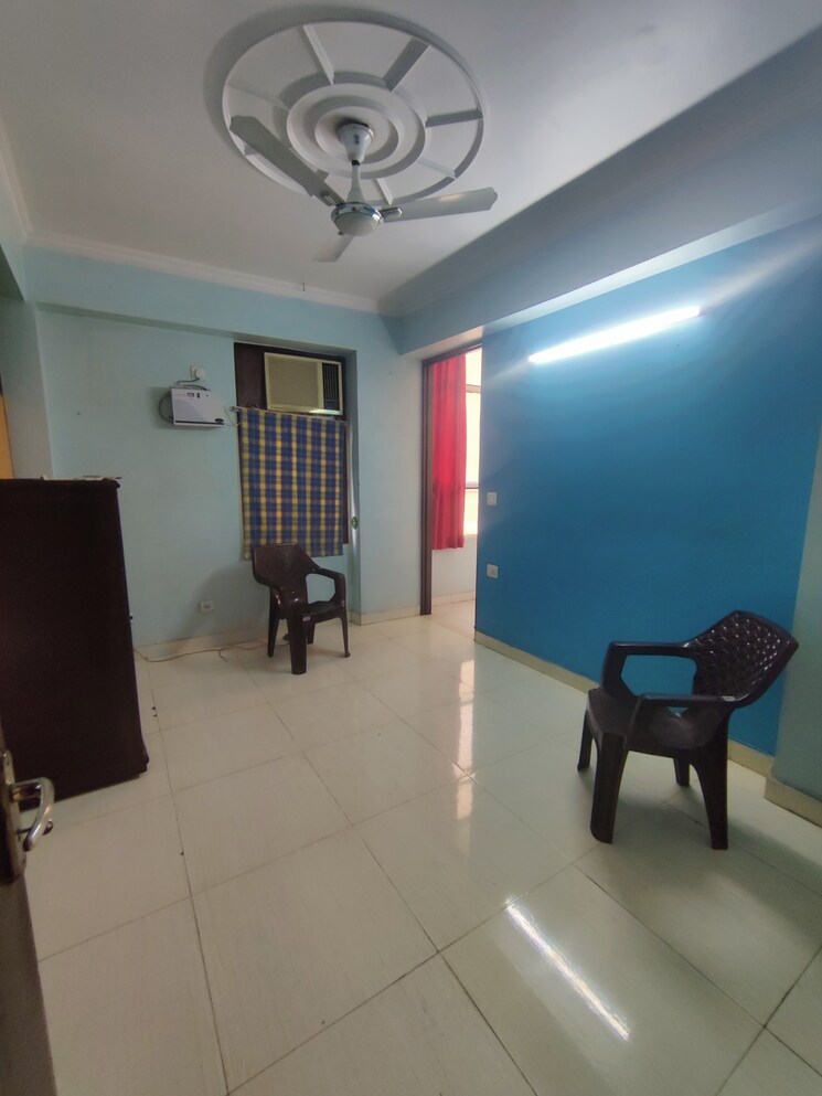 Room, eldeco-apartments 3.5 Bedroom 1850 Sq.Ft. Apartment In Vaishali Sector 5 Ghaziabad 9063598