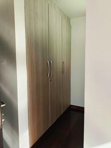 Bathroom in 2.5 BHK Apartment at Mahagun Moderne, Sector 78 – for Sale
