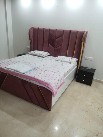 Bedroom in 4 BHK Builder Floor at Sushant Lok 2, Sector 57 – for Rent